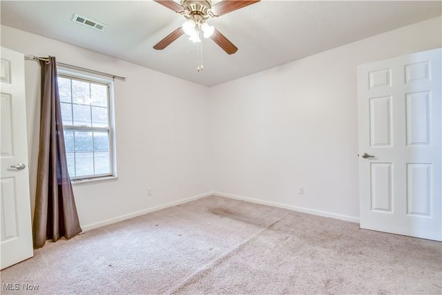 233 Gulls Cove, Painesville Twp, OH 44077