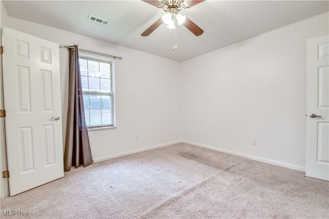 233 Gulls Cove, Painesville Twp, OH 44077