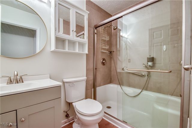 233 Gulls Cove, Painesville Twp, OH 44077