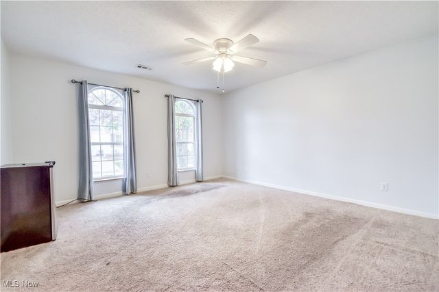 233 Gulls Cove, Painesville Twp, OH 44077