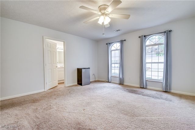 233 Gulls Cove, Painesville Twp, OH 44077