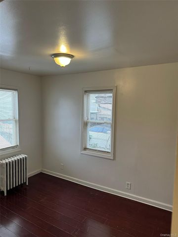 10709 156th Street, Jamaica, NY 11433