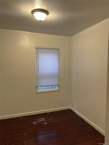 10709 156th Street, Jamaica, NY 11433