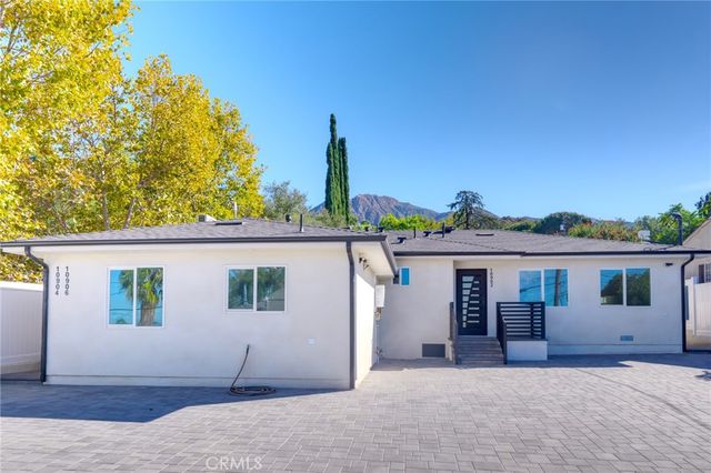 10902 Tujunga Canyon, Tujunga, CA 91042