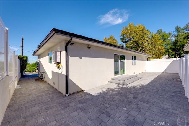 10902 Tujunga Canyon, Tujunga, CA 91042