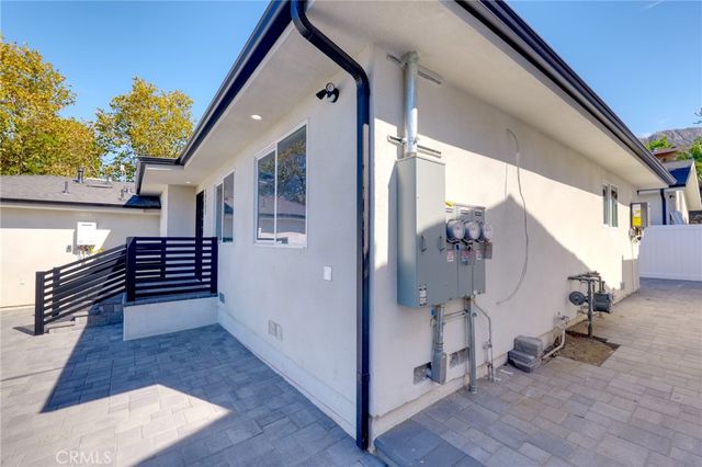 10902 Tujunga Canyon, Tujunga, CA 91042