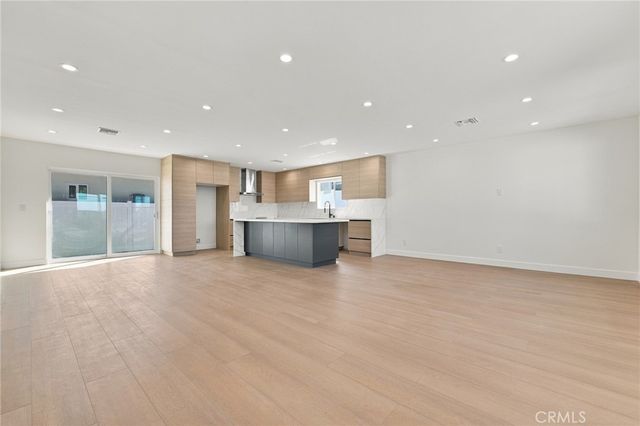10902 Tujunga Canyon, Tujunga, CA 91042