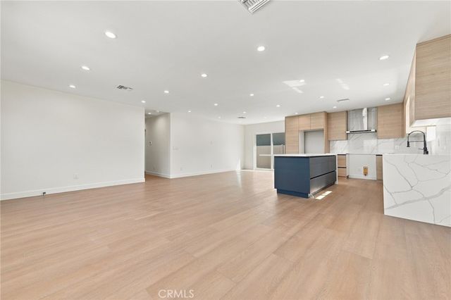 10902 Tujunga Canyon, Tujunga, CA 91042