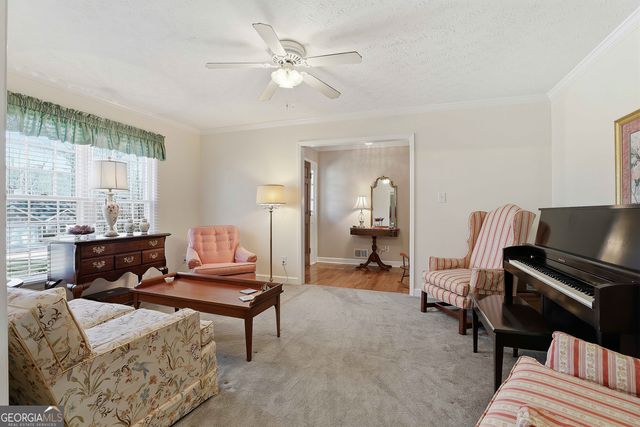 210 Felton Drive, Fayetteville, GA 30214