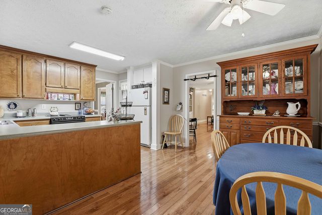 210 Felton Drive, Fayetteville, GA 30214