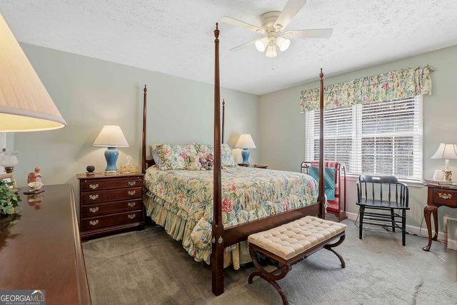 210 Felton Drive, Fayetteville, GA 30214