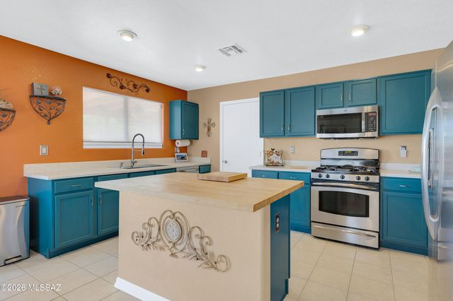 7183 S Sand Dune Valley Drive, Tucson, AZ 85757