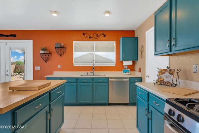 7183 S Sand Dune Valley Drive, Tucson, AZ 85757