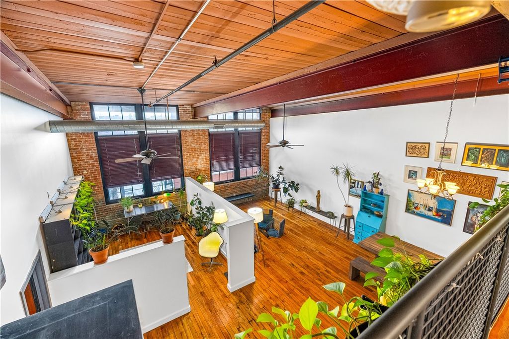 685 Social Street 308, Woonsocket, RI 02895