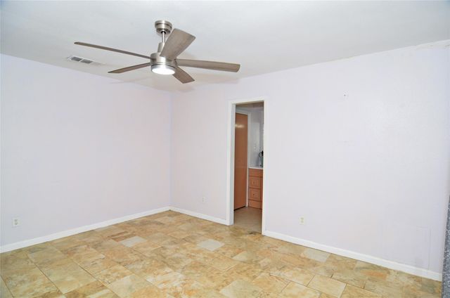 1716 Dolphin Drive, Seabrook, TX 77586