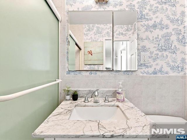 135 Montgomery Street 8B, Jersey City, NJ 07302
