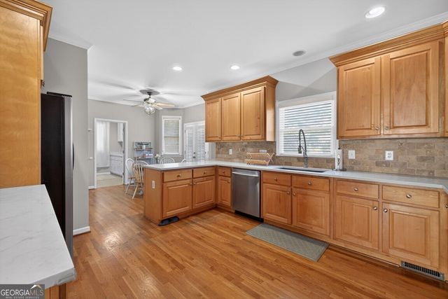 2245 Duncans Shore Drive, Buford, GA 30519