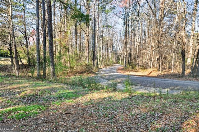 2245 Duncans Shore Drive, Buford, GA 30519