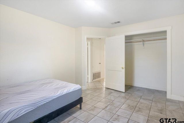 3303 Baldwin Dr, Tyler, TX 75702
