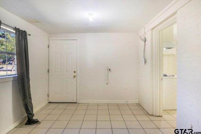 3303 Baldwin Dr, Tyler, TX 75702