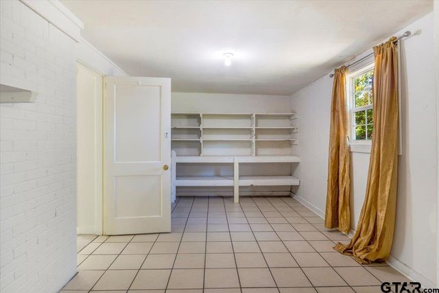 3303 Baldwin Dr, Tyler, TX 75702