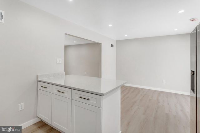 4802 KORVETT DR, Woodbridge, VA 22193