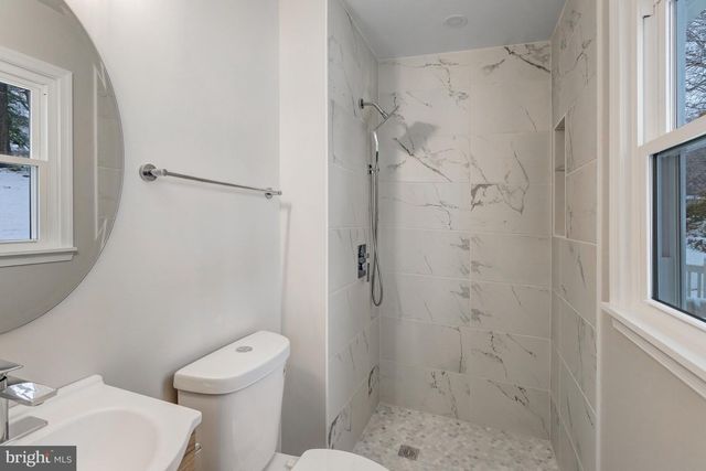 4802 KORVETT DR, Woodbridge, VA 22193