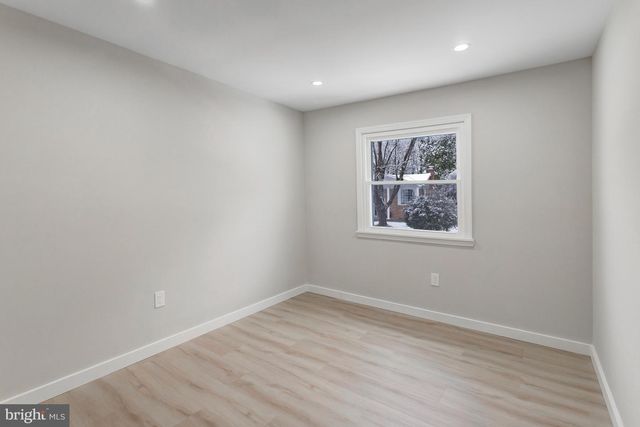 4802 KORVETT DR, Woodbridge, VA 22193