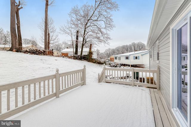 4802 KORVETT DR, Woodbridge, VA 22193