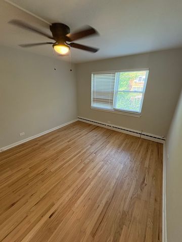 2104 W Farragut Avenue B2, Chicago, IL 60625