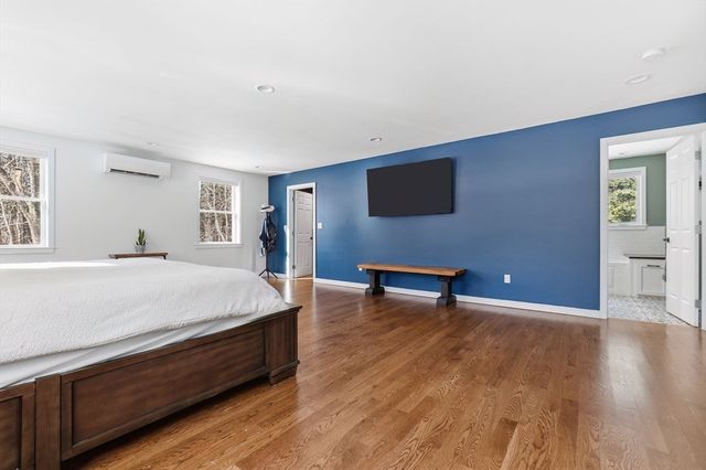 12 Warren St, Georgetown, MA 01833