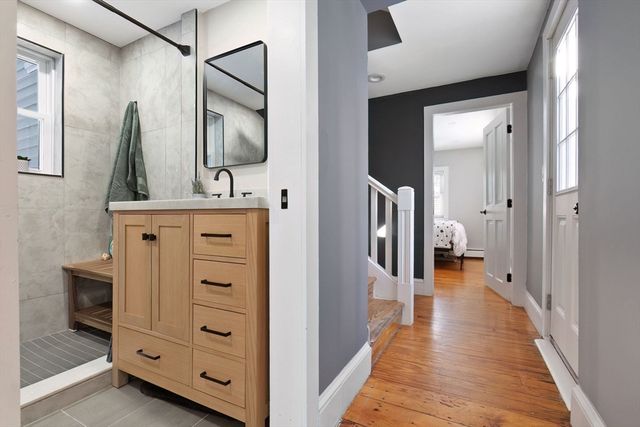 12 Warren St, Georgetown, MA 01833