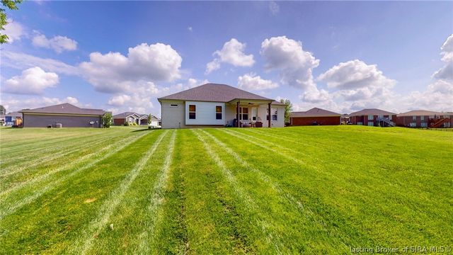 5429 McKenna Circle, Charlestown, IN 47111