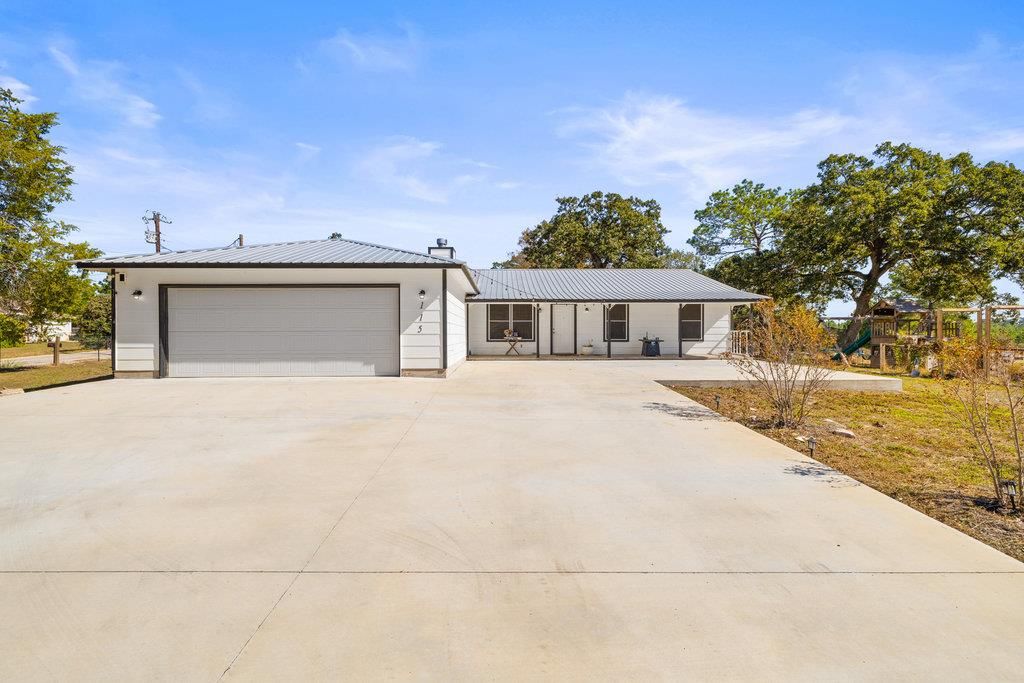115 Rangeland RD, Bastrop, TX 78602