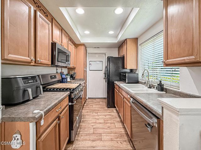 2428 Chandler Avenue 1, Simi Valley, CA 93065