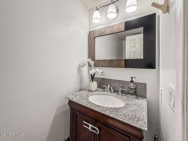 2428 Chandler Avenue 1, Simi Valley, CA 93065