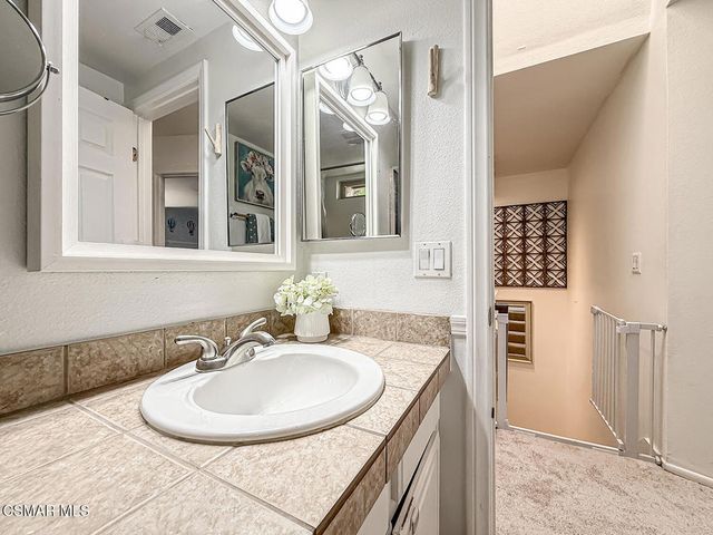 2428 Chandler Avenue 1, Simi Valley, CA 93065