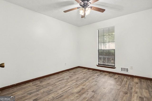 9115 Raven Drive, Jonesboro, GA 30238