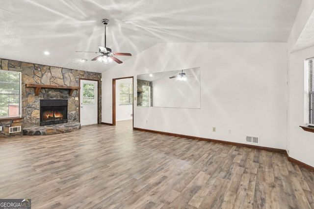 9115 Raven Drive, Jonesboro, GA 30238