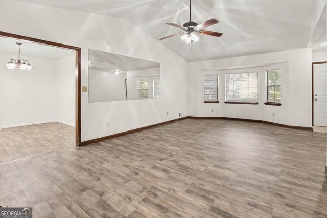 9115 Raven Drive, Jonesboro, GA 30238