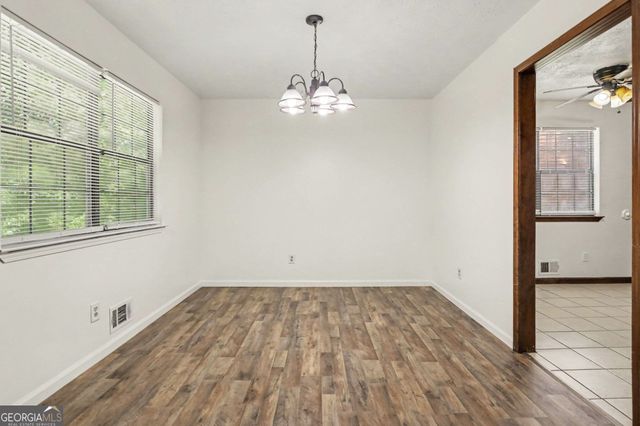 9115 Raven Drive, Jonesboro, GA 30238