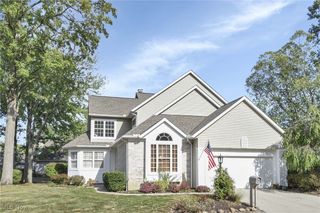 3769 Trenton Court 39, Westlake, OH 44145