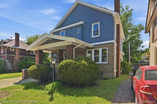 693 Calvert Street, Detroit, MI 48202