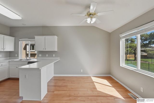 15121 Bedford Avenue, Omaha, NE 68116