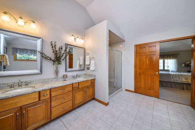 3940 Highknob Circle, Naperville, IL 60564
