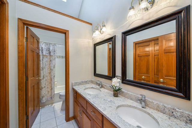 3940 Highknob Circle, Naperville, IL 60564