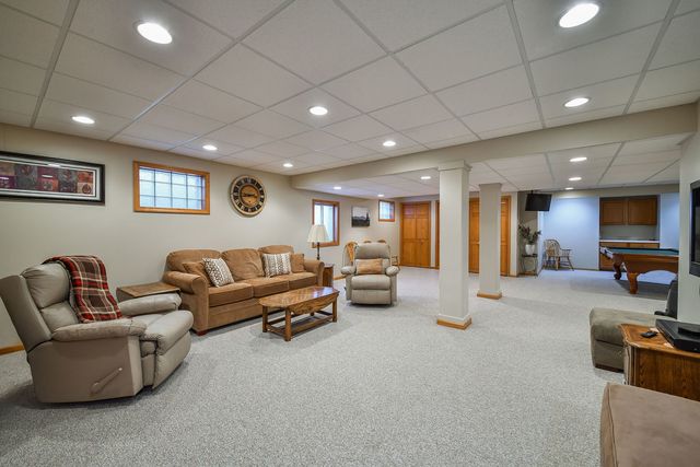 3940 Highknob Circle, Naperville, IL 60564