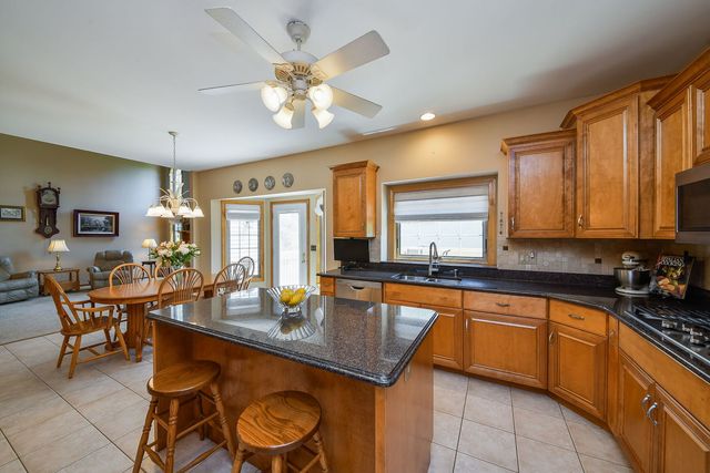 3940 Highknob Circle, Naperville, IL 60564
