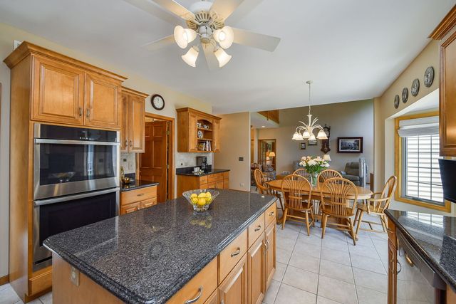 3940 Highknob Circle, Naperville, IL 60564