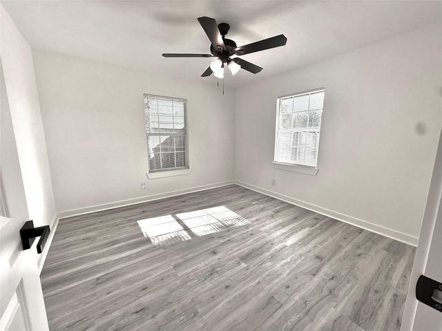 7507 Arnim Street, Houston, TX 77087